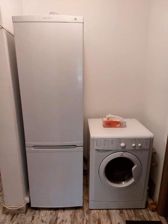 Huge 3 Room Apartament In City Center! Boekarest Buitenkant foto